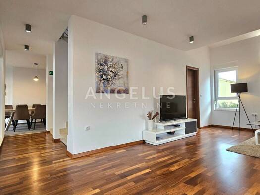 Wohnung zum Kauf - Erstbezug 650.000 € 4 Zimmer 152 m² 2. Geschoss Podstrana 21312