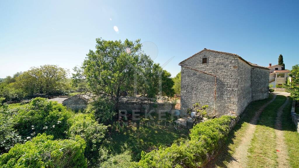 Reihenmittelhaus zum Kauf 210.000 € 250 m² 754 m² Grundstück Svetvincenat 52341