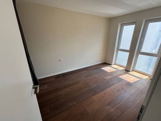 Wohnung zur Miete 960 € 2 Zimmer 63 m² Geschoss 2/3 frei ab sofort Heiligkreuz Trier 54295