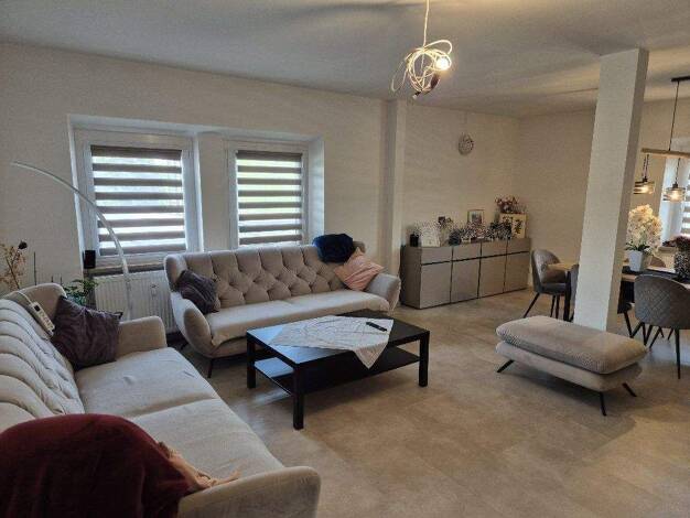 Wohnung zum Kauf 400.000 € 4 Zimmer 117 m² 1. Geschoss Wörnitzstraße Neuröthenbach Nürnberg 90449