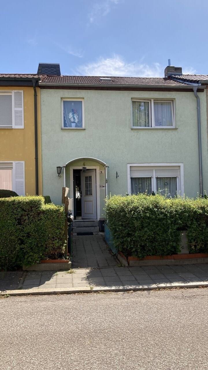 Immobilie in Burg - Mittelreihenhaus zur Modernisierung - Bild 1