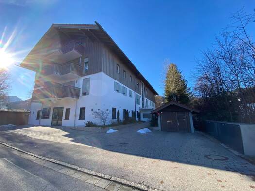 Wohnung zur Miete 990 € 2 Zimmer 62 m² Geschoss 2/3 Wallbergstraße 3 Bad Wiessee 83707