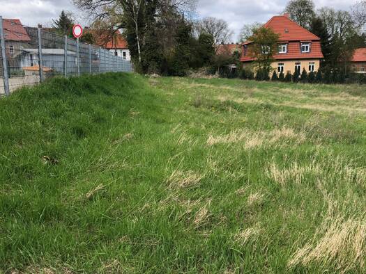 Grundstück zum Kauf 92.000 € 430 m² Grundstück Bernhard-Pfeiffer-Straße Hoiersdorf Schöningen 38364