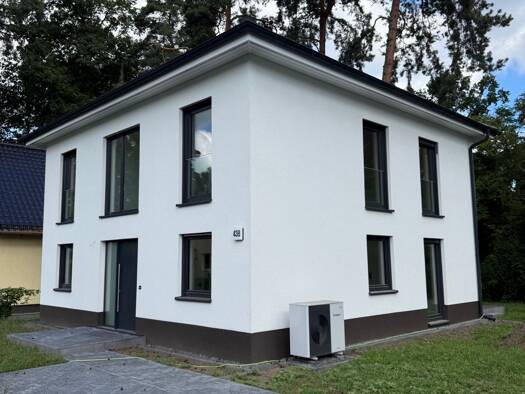 Villa zum Kauf provisionsfrei 890.000 € 6 Zimmer 153 m² 500 m² Grundstück frei ab sofort Blankenfelde Blankenfelde-Mahlow 15827