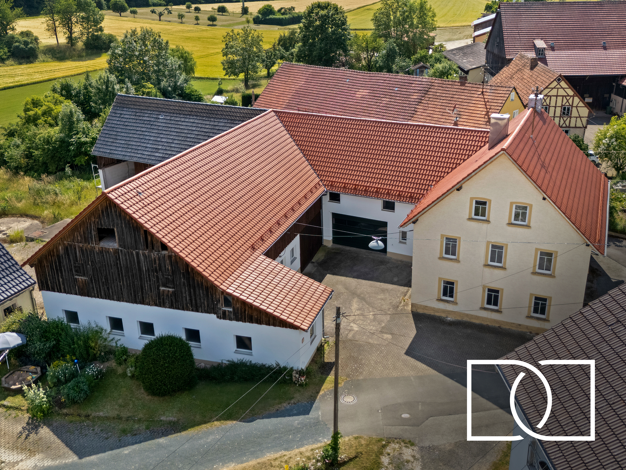 Einfamilienhaus zum Kauf 399.000 € 7 Zimmer 171,5 m² 20.308 m² Grundstück Roßdorf am Berg Stadelhofen 96187