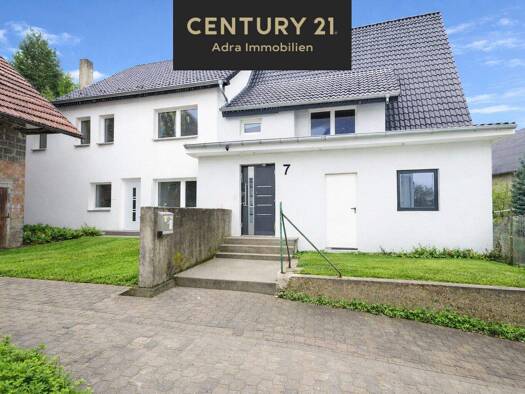 Mehrfamilienhaus zum Kauf als Kapitalanlage geeignet 360.000 € 8 Zimmer 80 m² 1.080 m² Grundstück Feldstetten Laichingen 89150