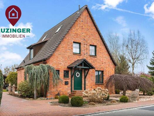 Einfamilienhaus zum Kauf 399.000 € 4 Zimmer 175 m² 1.134 m² Grundstück Rechlin Müritz - Landkreis - Rechlin 17248