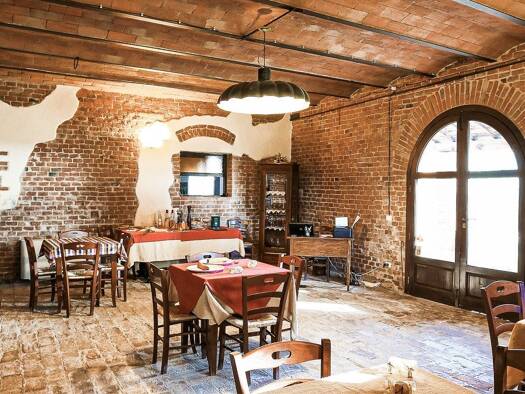 Haus zum Kauf 2.300.000 € 1.500 m² 5.000 m² Grundstück Grosseto 58100
