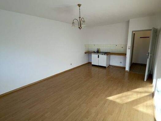 Büro zur Miete 590 € 1 Zimmer Nied Frankfurt am Main 65934