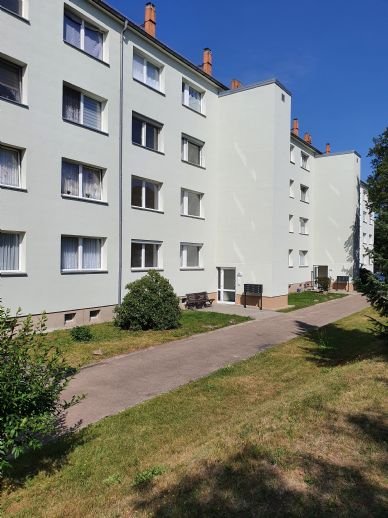 Wohnung zur Miete 320 € 2 Zimmer 40 m²<br/>Wohnfläche 1.<br/>Geschoss ab sofort<br/>Verfügbarkeit Wettiner Ring 28 Colditz Colditz 04680