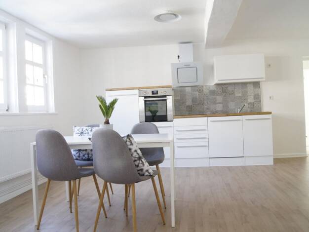 Wohnung zur Miete 655 € 2,5 Zimmer 88 m² 1. Geschoss Alter Steinweg 45 Eschwege Eschwege 37269