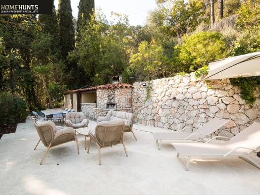 Einfamilienhaus zum Kauf 2.250.000 € 236 m² 1.980 m² Grundstück LA TURBIE 06320