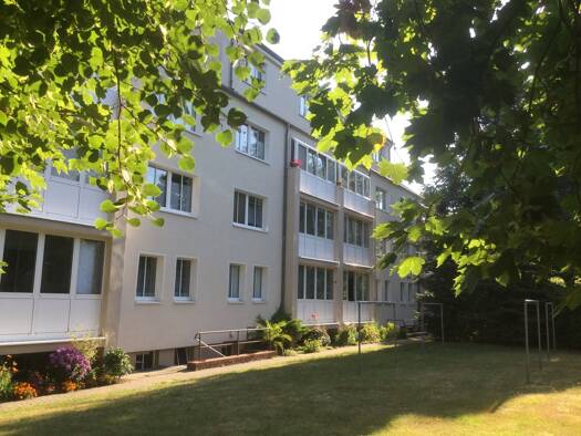 Wohnung zur Miete 471 € 3 Zimmer 67,2 m² 2. Geschoss Ernst-Moritz-Arndt-Str. 18 Weststadt Schwerin 19059
