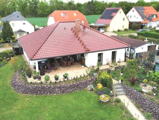Bungalow zum Kauf 399.000 € 4 Zimmer 145 m² 1.645 m² Grundstück Schernikauer Kiefernweg Schernikau Bismark (Altmark) 39628