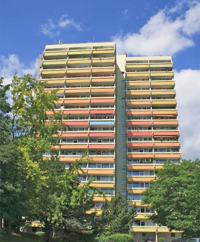 Wohnung zur Miete 980 € 4 Zimmer 95,6 m²<br/>Wohnfläche 2.<br/>Geschoss 16.11.2024<br/>Verfügbarkeit Hans-Böckler-Straße 2 Schelmengraben Wiesbaden 65199