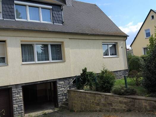 Doppelhaushälfte zum Kauf 229.000 € 5 Zimmer 100 m² 583 m² Grundstück frei ab sofort Ludwig-Renn-Straße Weißenborn Zwickau 08058