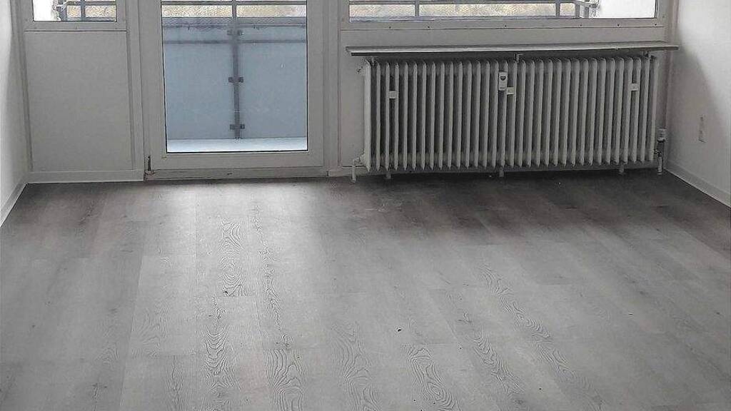 Wohnung zur Miete 1.010 € 77 m² 6. Geschoss frei ab sofort Schillerstr. 11 Bischofsheim Maintal 63477