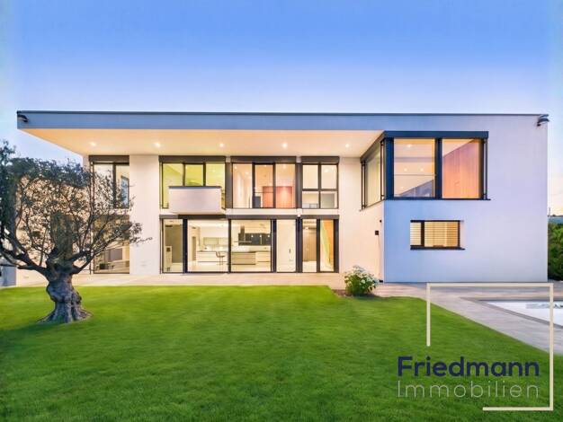 Villa zum Kauf 4 Zimmer 302 m² 977 m² Grundstück Kürenz Trier 54296