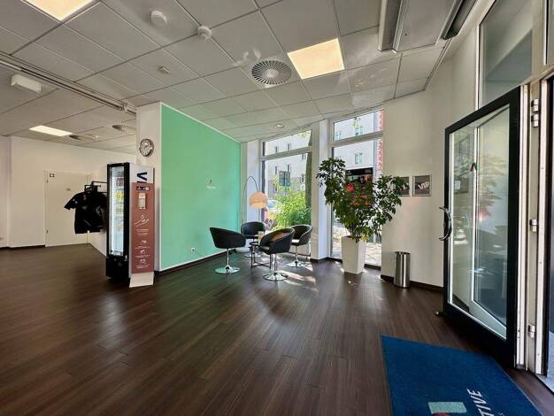 Laden zur Miete 3.332 € 114 m² Verkaufsfläche Unterbilk Düsseldorf 40219