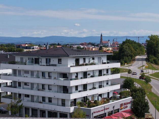 Wohnung zur Miete 820 € 2 Zimmer 68,4 m² 2. Geschoss frei ab 01.03.2026 Straubing 94315