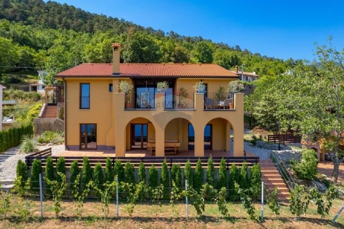 Villa zum Kauf 1.800.000 € 5 Zimmer 250 m²<br/>Wohnfläche 3.610 m²<br/>Grundstück Opatija 51410