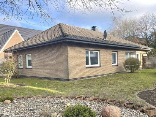 Einfamilienhaus zum Kauf 259.000 € 4 Zimmer 129 m² 820 m² Grundstück Westerstede 26655