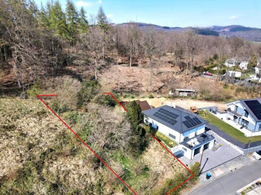 Grundstück zum Kauf 100.000 € 646 m² Grundstück Kreuztal 57223