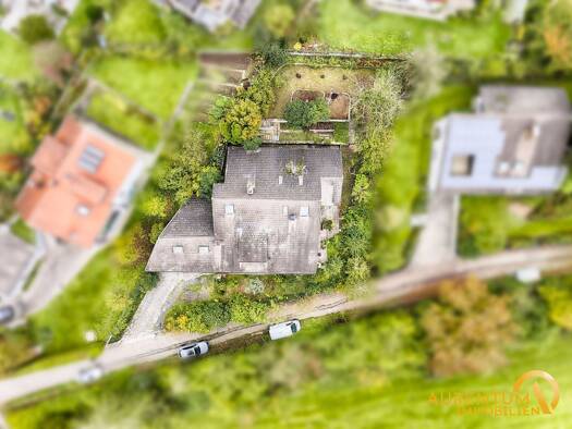 Einfamilienhaus zum Kauf 850.000 € 8 Zimmer 250 m² 1.033 m² Grundstück Bruckberg 84079