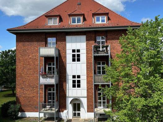 Wohnung zur Miete 495 € 2 Zimmer 58 m² frei ab 01.08.2026 Am Exerzierplatz 7 Parchim 19370