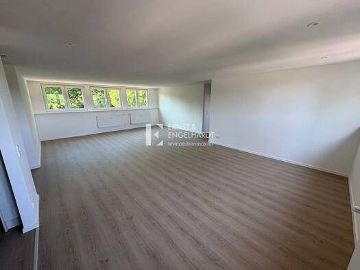 Wohnung zur Miete 920 € 3 Zimmer 108,7 m² 3. Geschoss Kitzingen Kitzingen 97318