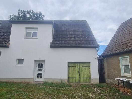 Einfamilienhaus zum Kauf 125.000 € 9 Zimmer 250 m² 700 m² Grundstück Obhausen 06268