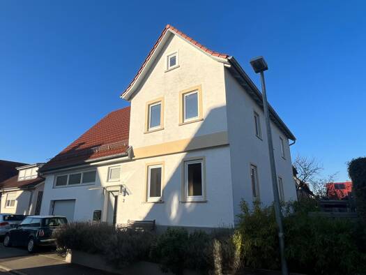 Einfamilienhaus zum Kauf 590.000 € 6 Zimmer 140 m² 335 m² Grundstück Dettingen unter Teck 73265