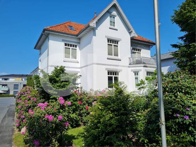 Bürogebäude zum Kauf 1.506 € 8 Zimmer 1 m² Bürofläche Eichenstraße 14 Rellingen 25462