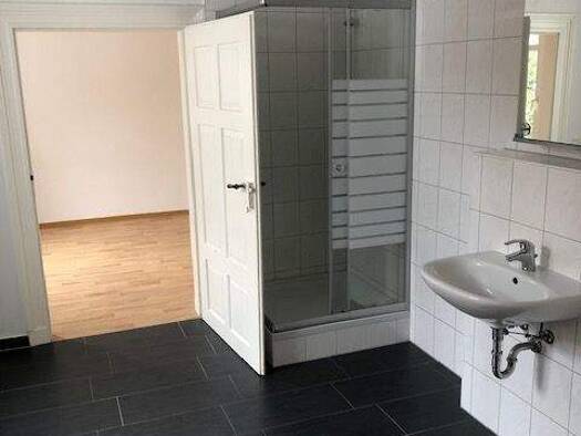 Wohnung zur Miete 320 € 2 Zimmer 52 m² 2. Geschoss Neue Str. 84 Bernburg 06406