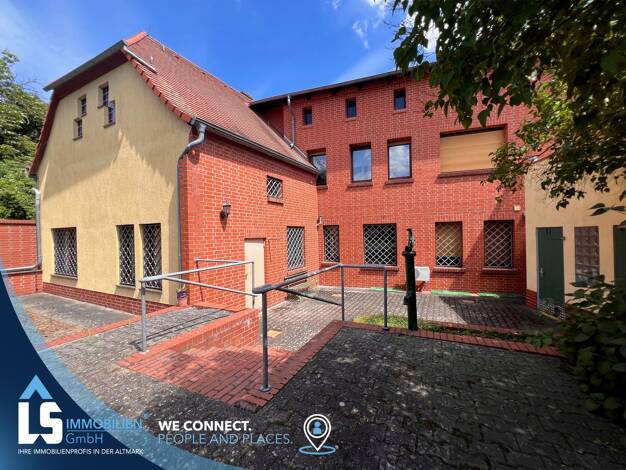 Mehrfamilienhaus zum Kauf 189.000 € 12 Zimmer 300 m² 1.047 m² Grundstück Jerichow Jerichow 39319