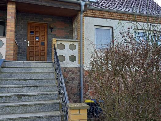 Haus zum Kauf 160.000 € 4,5 Zimmer 143 m² 525 m² Grundstück frei ab sofort Prenzlau Prenzlau 17291
