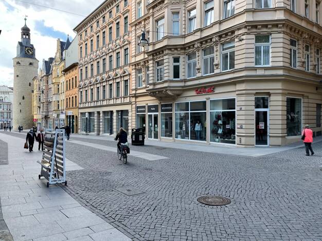 Laden zur Miete 11,02 € 2 Zimmer 147 m² Verkaufsfläche Leipziger Straße 32 Innenstadt Halle 06108