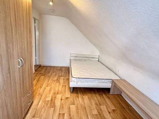 Maisonette zur Miete 350 € 4 Zimmer 80 m² Geschoss 1/1 frei ab sofort Geisingen Freiberg am Neckar 71691