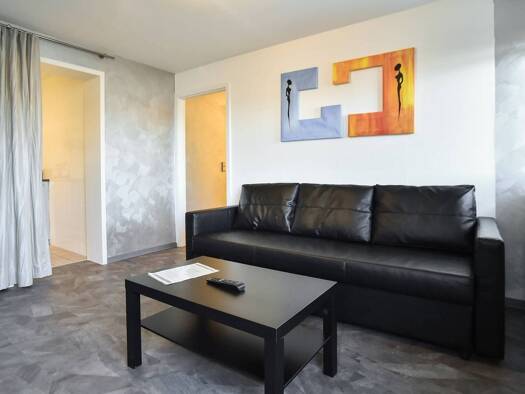 Wohnung zur Miete 1.100 € 2 Zimmer 39,8 m² EG Ost Stuttgart 70184