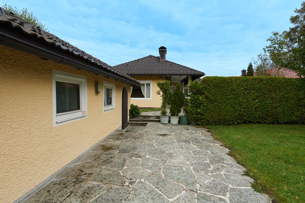 Bungalow zum Kauf 869.000 € 6 Zimmer 200 m²<br/>Wohnfläche 789 m²<br/>Grundstück Hof bei Salzburg 5322