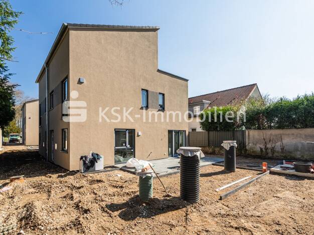 Doppelhaushälfte zur Miete - Erstbezug 2.000 € 4 Zimmer 124,8 m² 250 m² Grundstück frei ab sofort Köln 51147