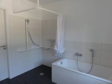 Wohnung zur Miete 655 € 2 Zimmer 77,1 m² EG frei ab 01.08.2025 Annastr. 3 St. Pauli / Alexander-Puschkin-Straße Magdeburg 39108