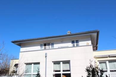 Wohnung zum Kauf 350.000 € 2 Zimmer 68 m² Dachgeschoss, 2. Geschoss Schloßweg 31 Rathsberg Marloffstein 91080