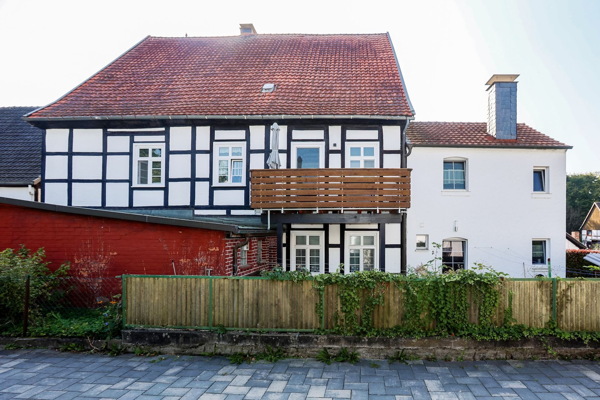 Mehrfamilienhaus zum Kauf 465.000 € 11 Zimmer 354 m²<br/>Wohnfläche 483 m²<br/>Grundstück Lohne Bad Sassendorf / Lohne 59505