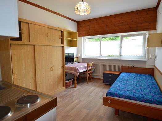 Wohnung zur Miete auf Zeit 600 € 1 Zimmer 20 m² frei ab sofort Stadtbergen Stadtbergen 86391
