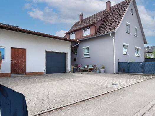 Einfamilienhaus zum Kauf 680.000 € 5 Zimmer 127 m² 572 m² Grundstück Sickenhausen Reutlingen 72768