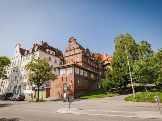 Wohnung zum Kauf provisionsfrei 340.000 € 2 Zimmer 66 m² Geschoss 2/4 Wakenitzmauer 1 Innenstadt Innenstadt 23552