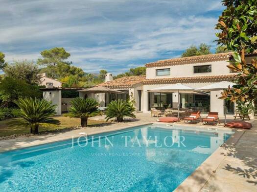 Villa zum Kauf 2.290.000 € 8 Zimmer 216 m² 2.000 m² Grundstück Sud Roquefort-les-Pins 06330