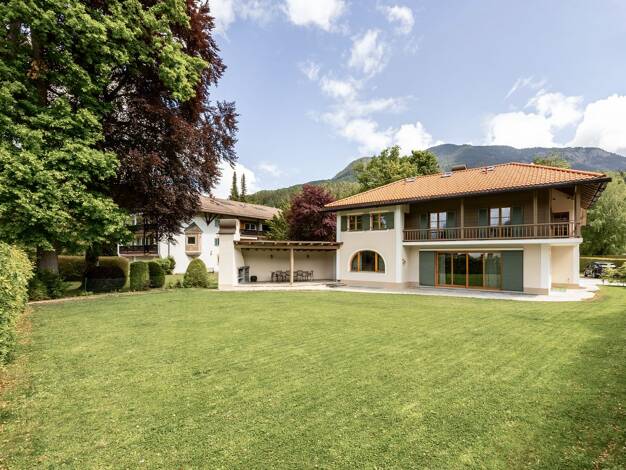 Villa zum Kauf 2.980.000 € 8 Zimmer 275 m² 949 m² Grundstück Partenkirchen Garmisch-Partenkirchen 82467