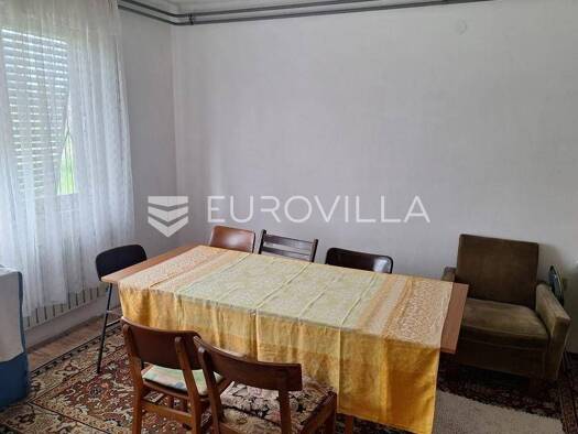 Haus zum Kauf 110.000 € 5 Zimmer 400 m² Popovic Brdo Karlovac